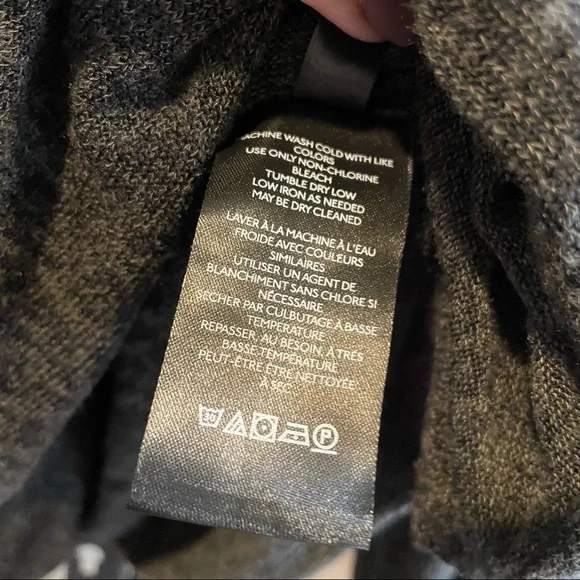 *Sold* Anthropologie Criss Cross Cropped Two Way Sweater - Picture 9 of 15